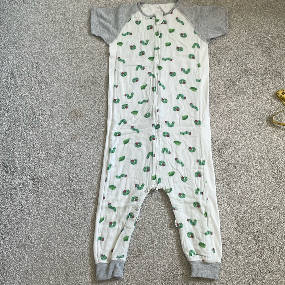 NEST DESIGNS - Bamboo Short Sleeve Sleep Suit 0.6  -Eric Carle Curly Caterpillar
